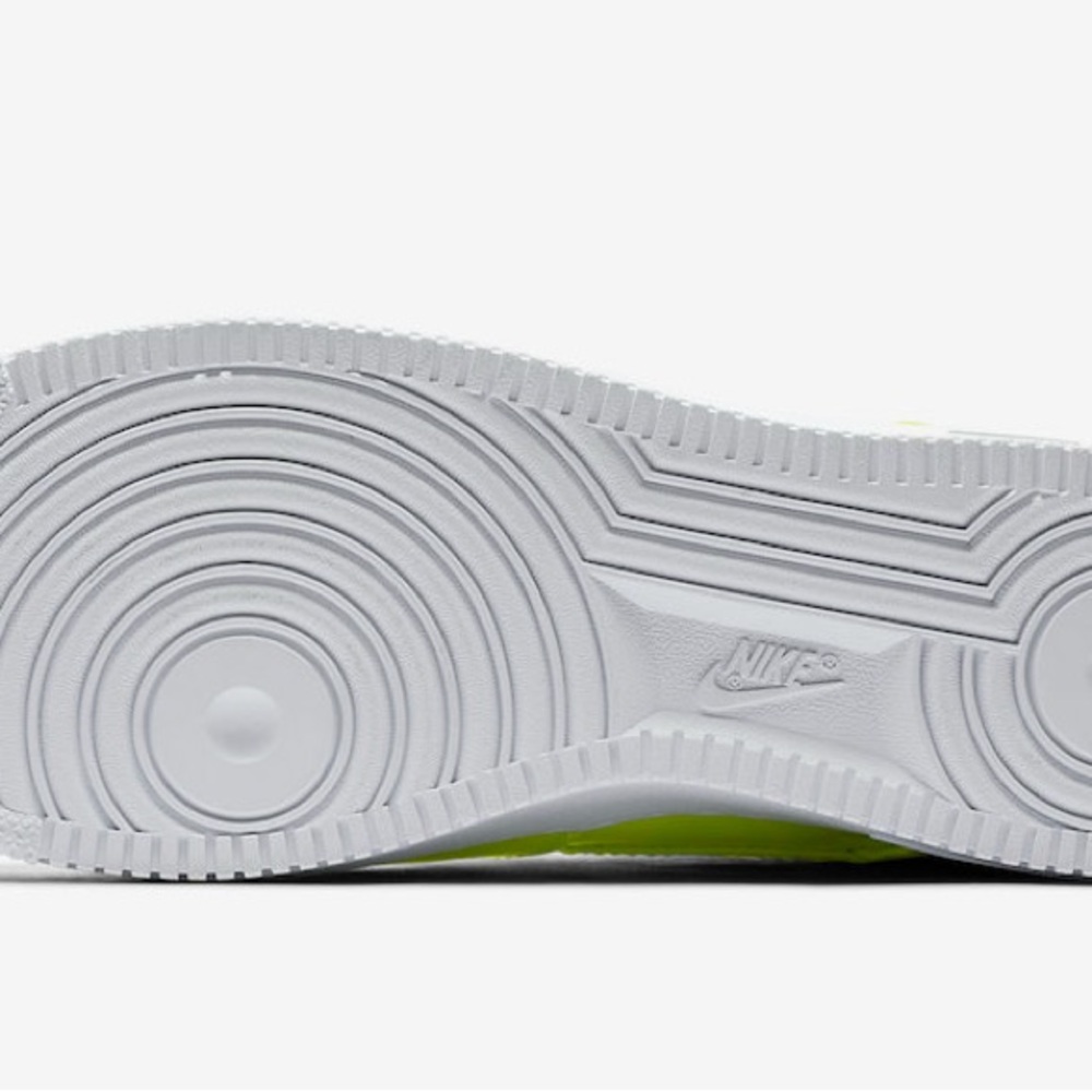 Nike Air Force 1 Low - Picture 6 of 10